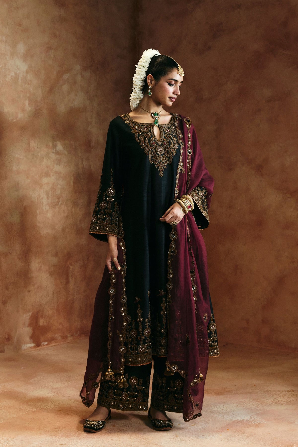 Multicoloured Zardozi Sindh Back Kurta Set