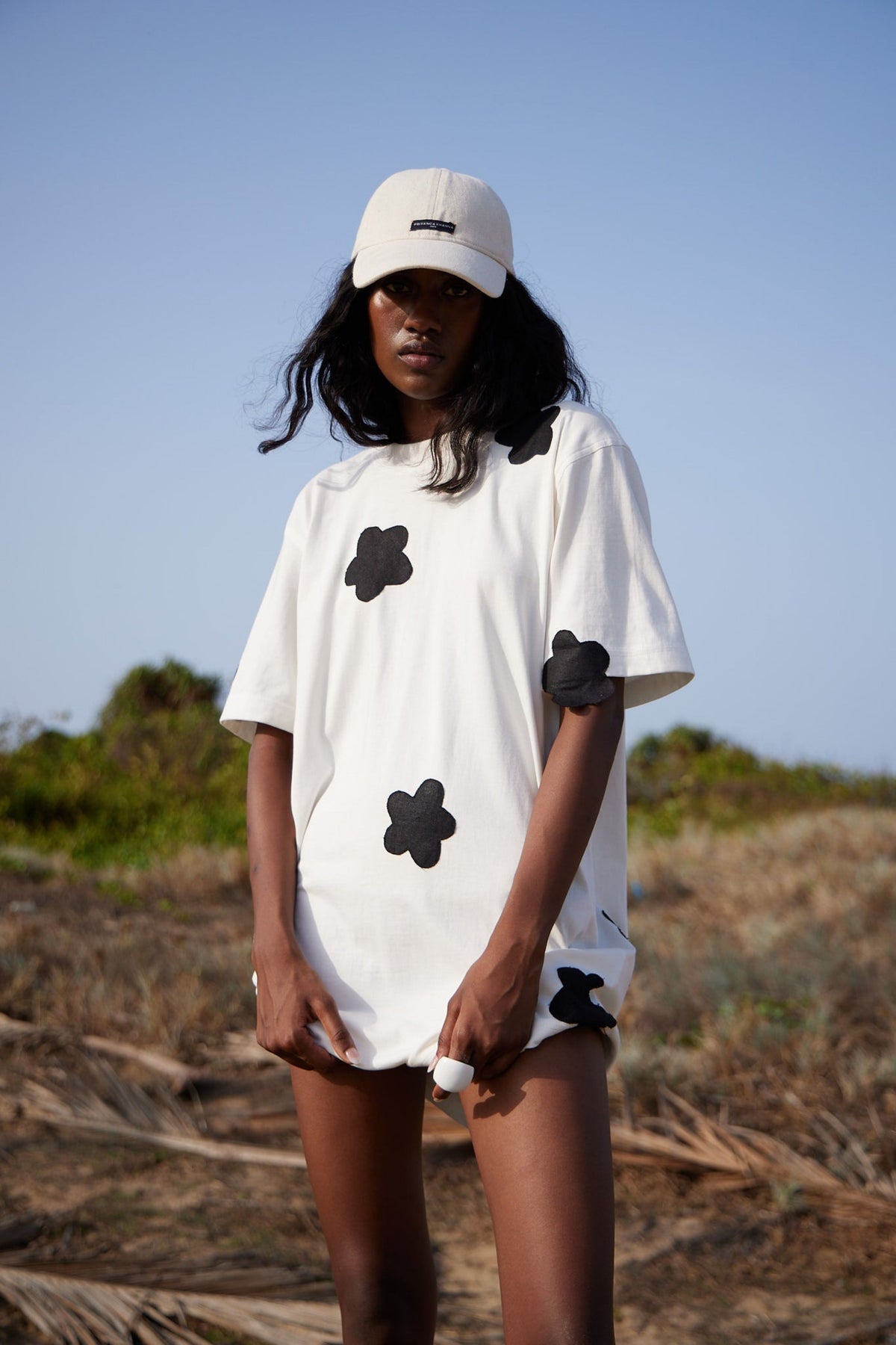 Priyanca Khanna - Knit Oversized T-shirt Dress L Priyanca Khanna - Knit Oversized T-shirt Dress L