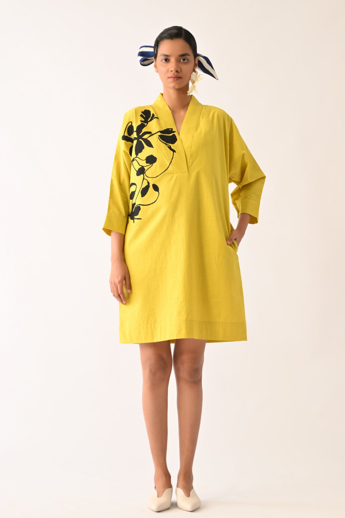 Mono Citrus Sicily Applique Dress