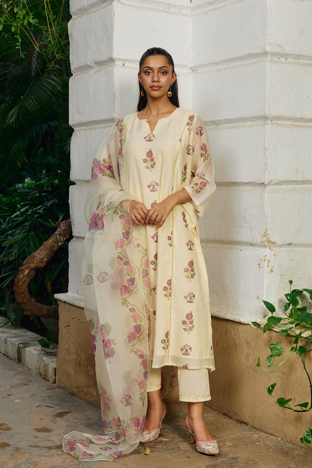 Evie Pearl Kurta Set