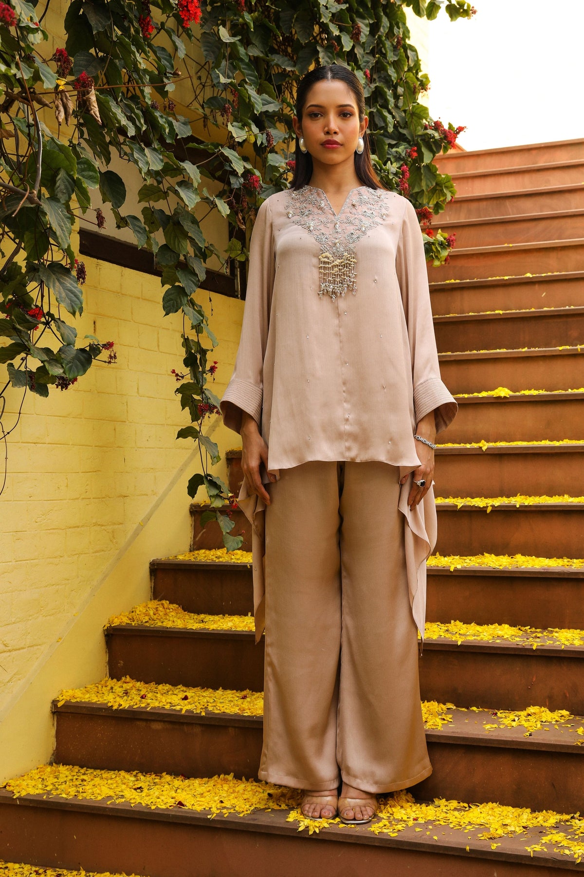 Jhilmil Skin Kaftan Set