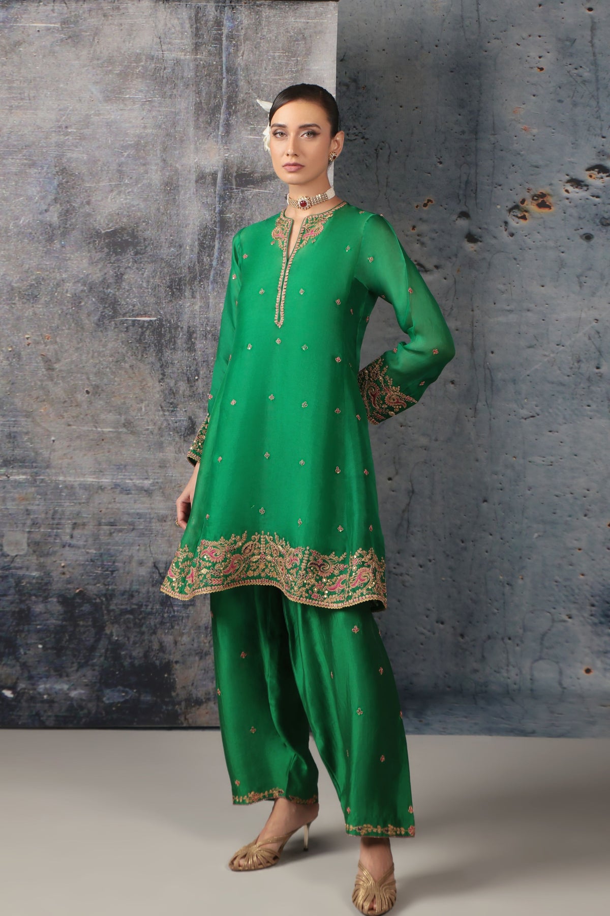 Green Short Pheran Kurta Set