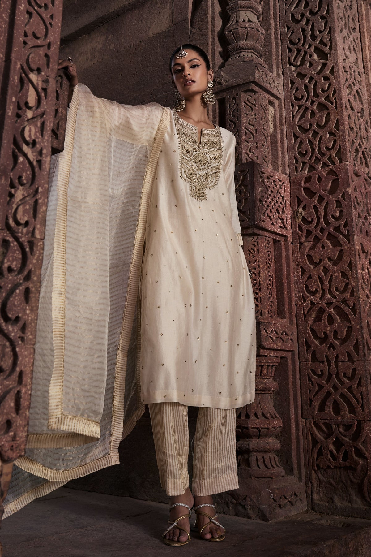Erum Ivory Kurta Set