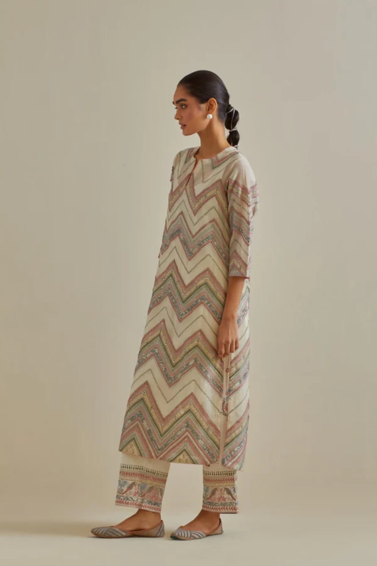 Pink Chevron Pattern Kurta Set