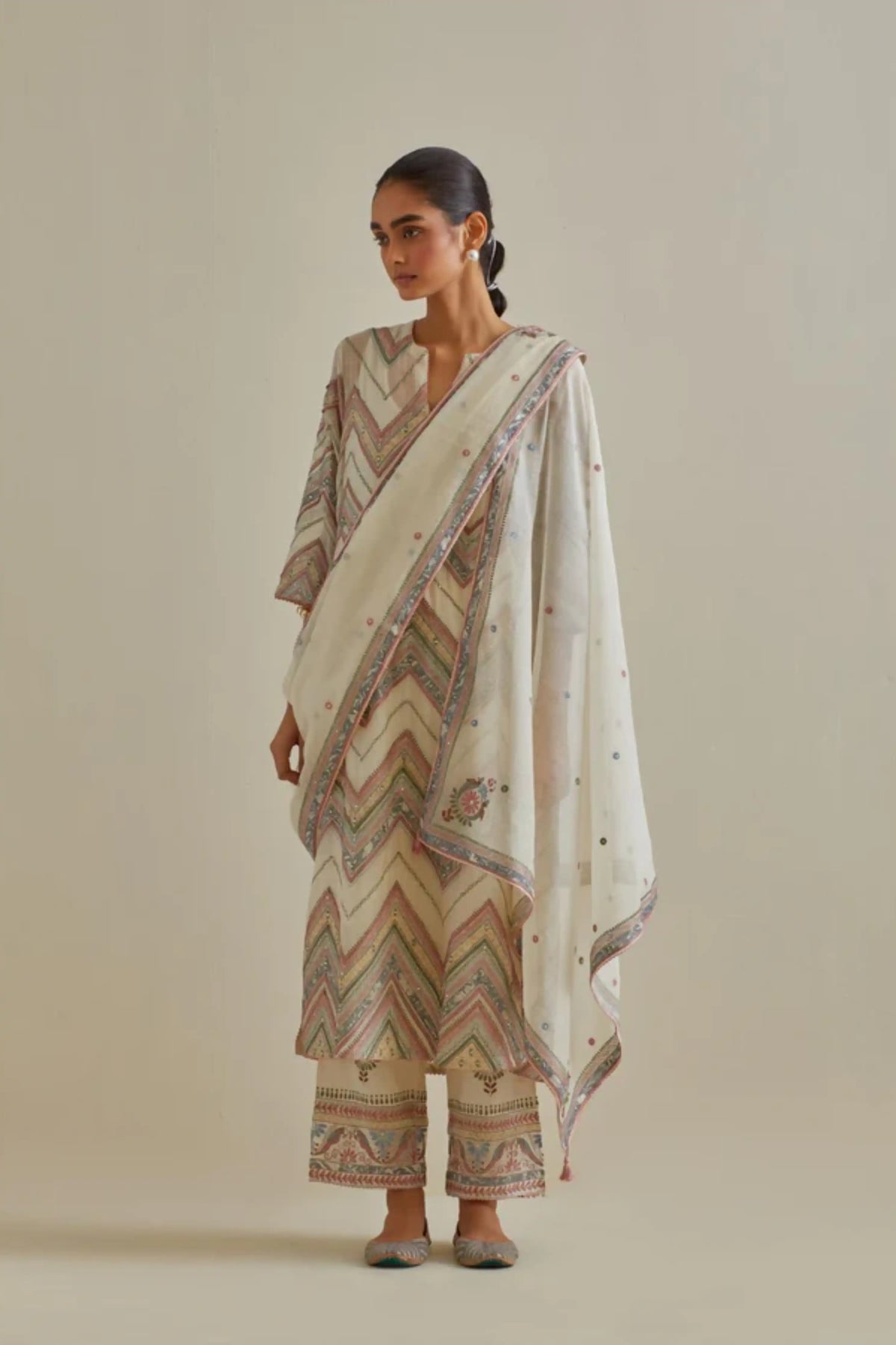 Pink Chevron Pattern Kurta Set