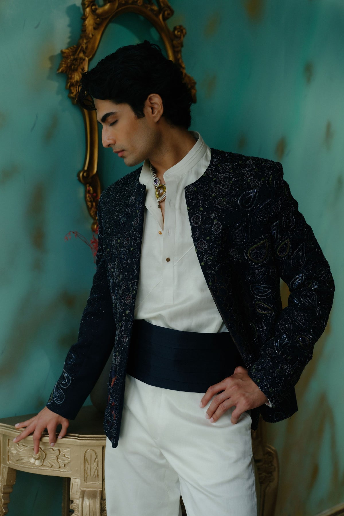 Morpankh Short Jacket Set