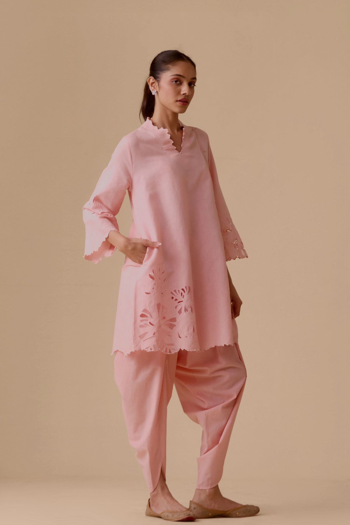 Pink Resham Kurta
