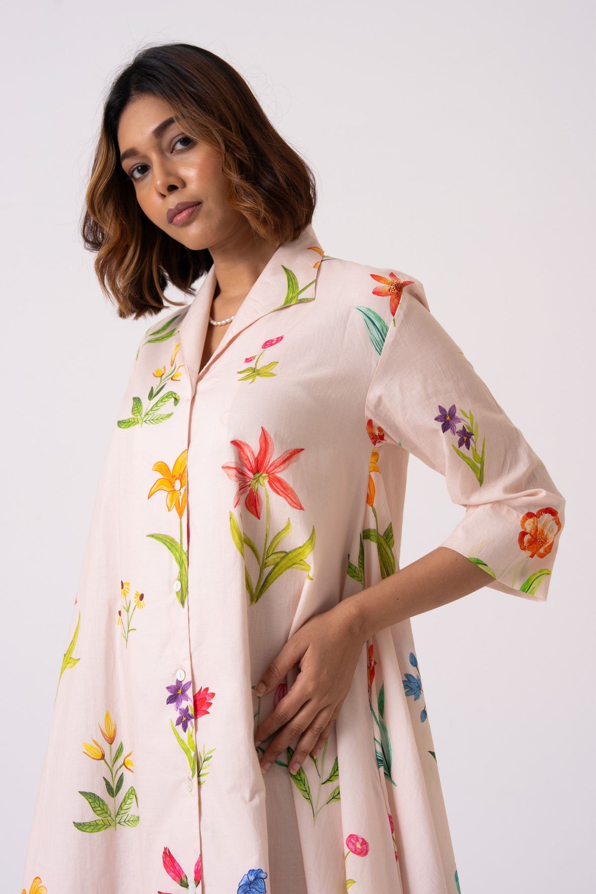 Eira Chic Beauty Dress