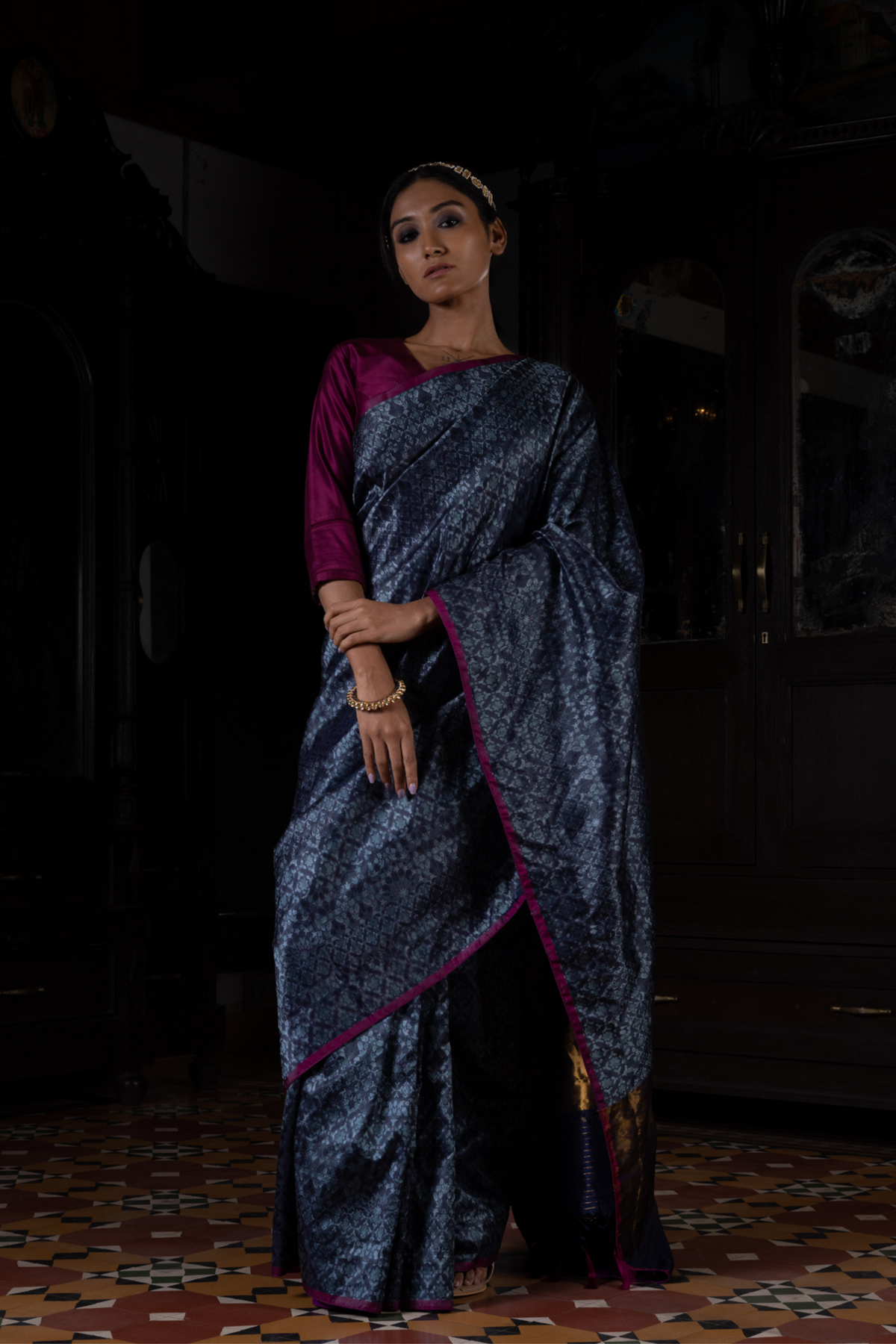 Akriti Neeli Tanchoi Benarasi Handloom Sari