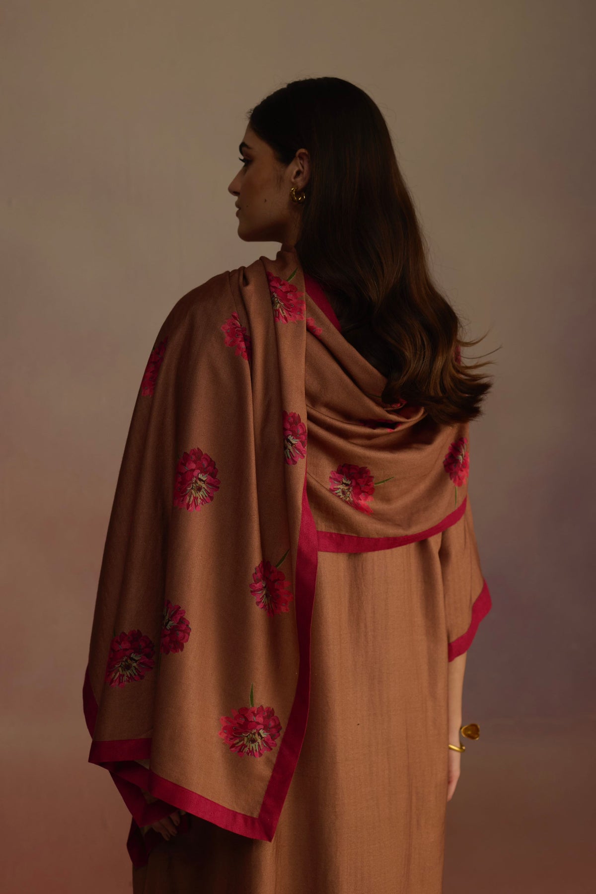 Woodapple Brown Stole