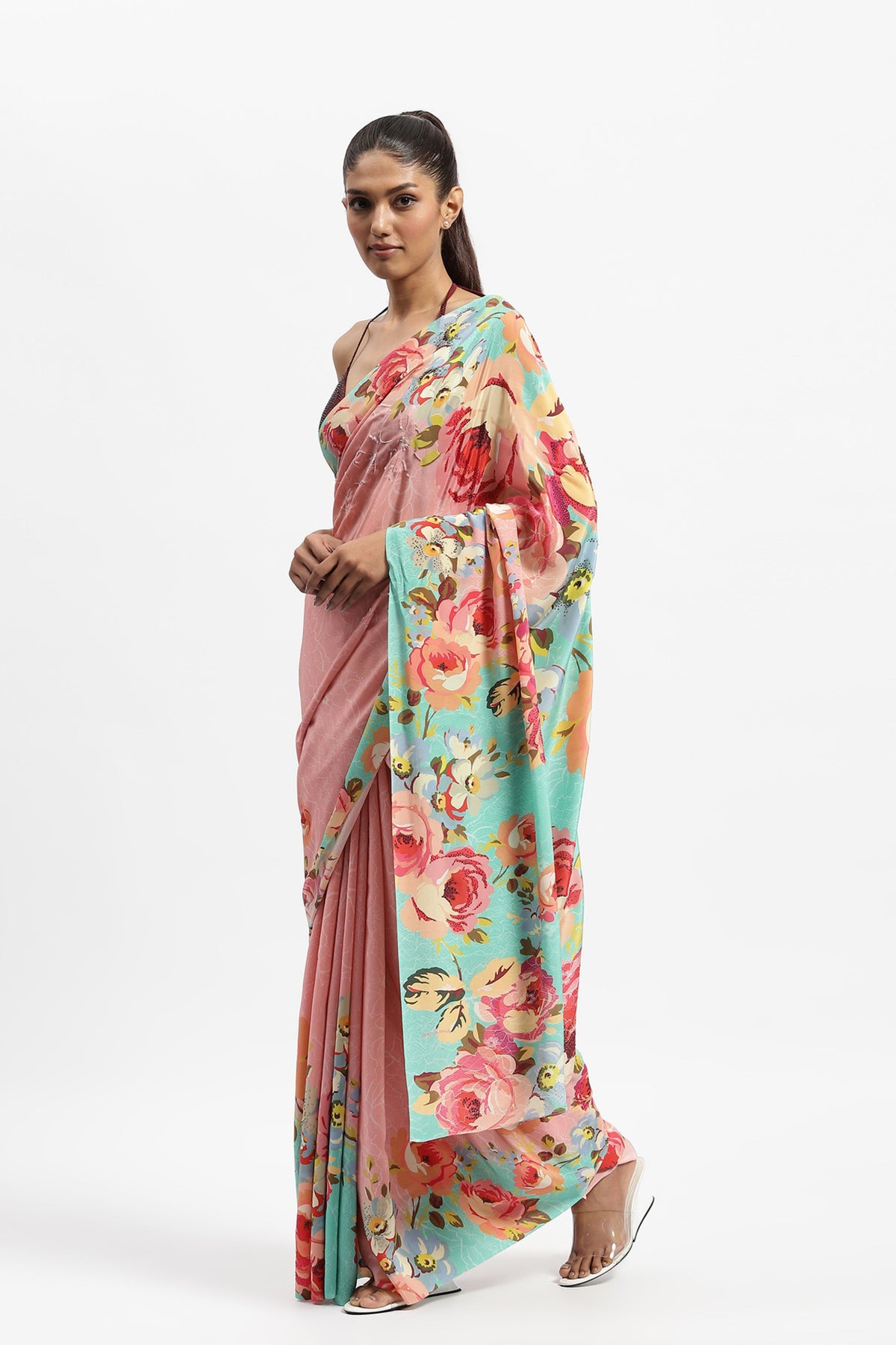 Sky&#39;s the Limit Embellished Saree