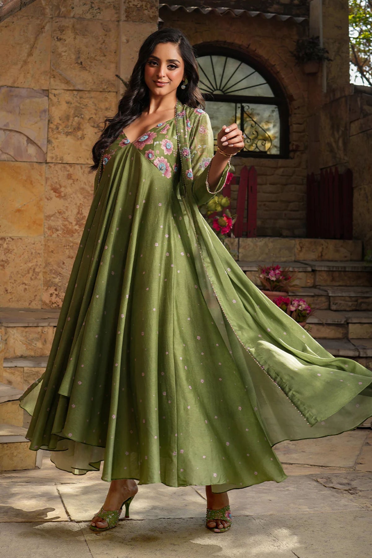 Niti Bothra - Mughal Jacket Set in Dark Green - Elahe Niti Bothra - Mughal Jacket Set in Dark Green - Elahe