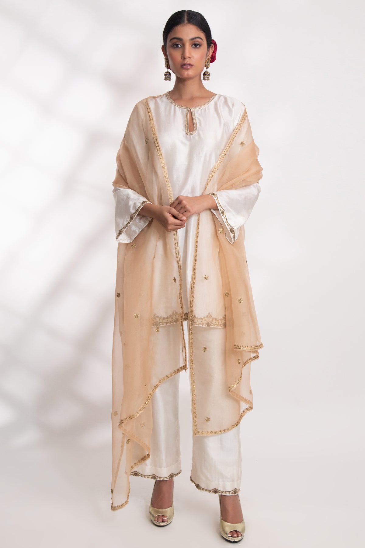 Beige Nirvi Dupatta