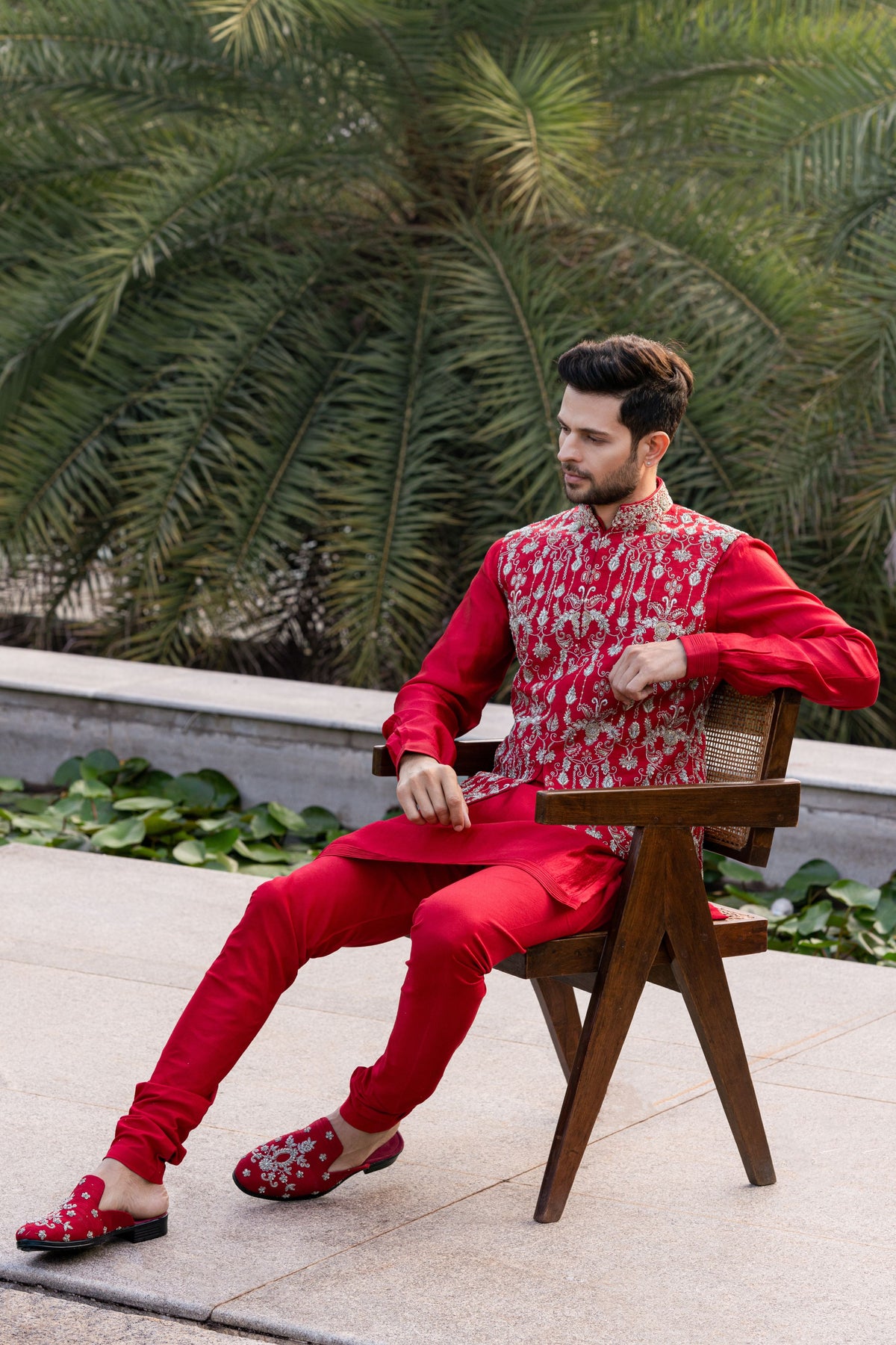 Red Embroidered Bandi Set