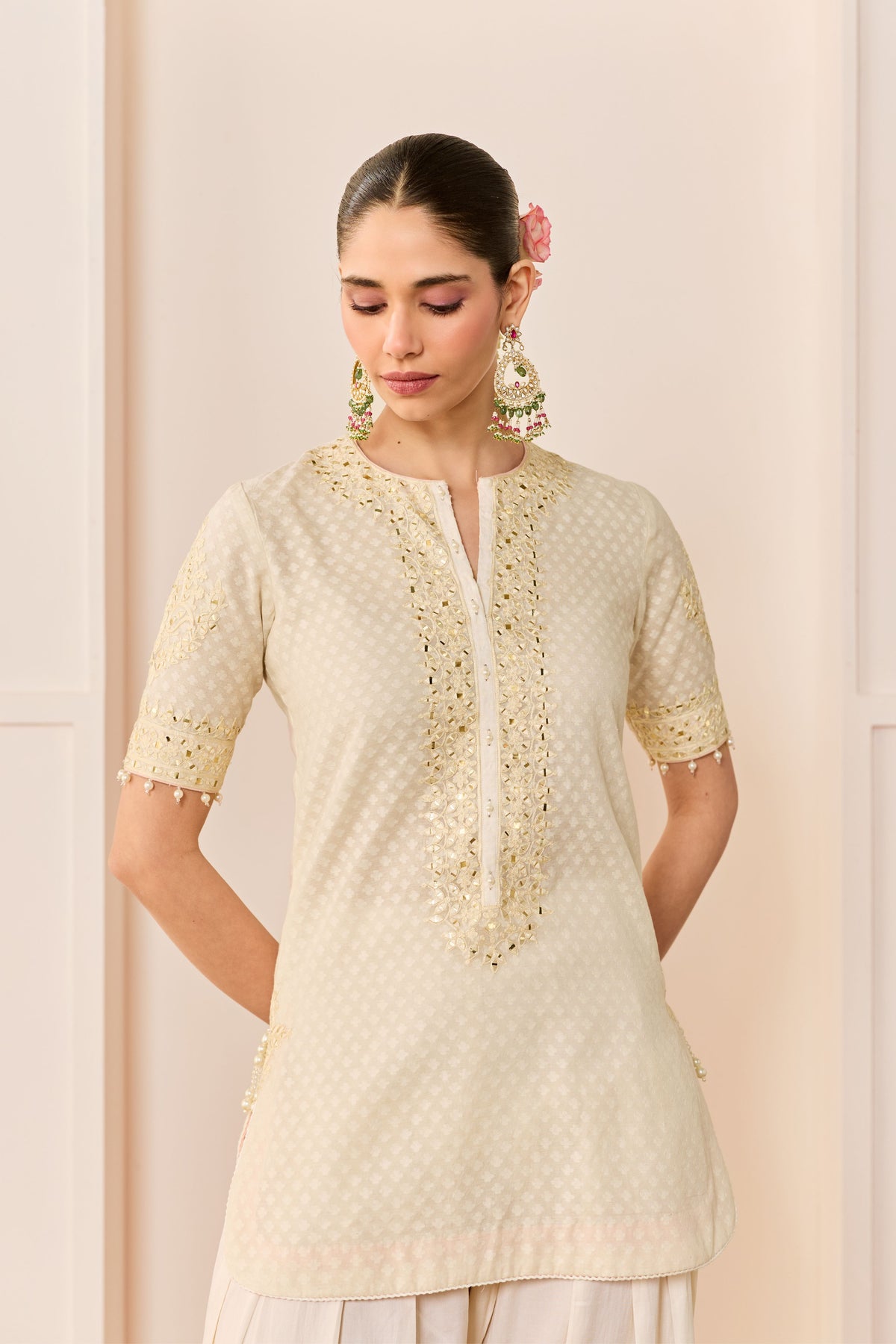 Anaisha Daisy Ivory Short Kurta Set