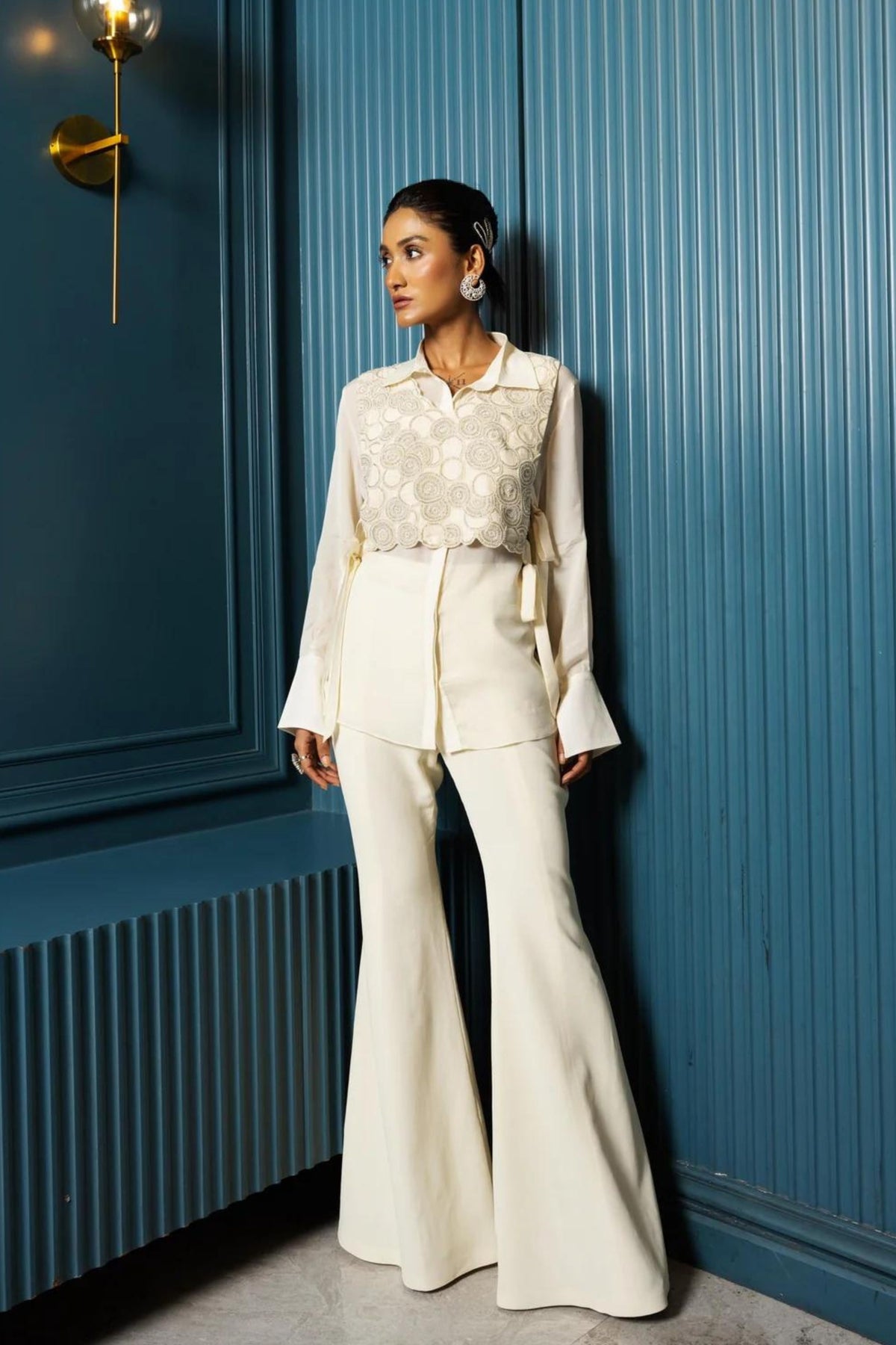 Vayla Embroidered Vest With Shirt