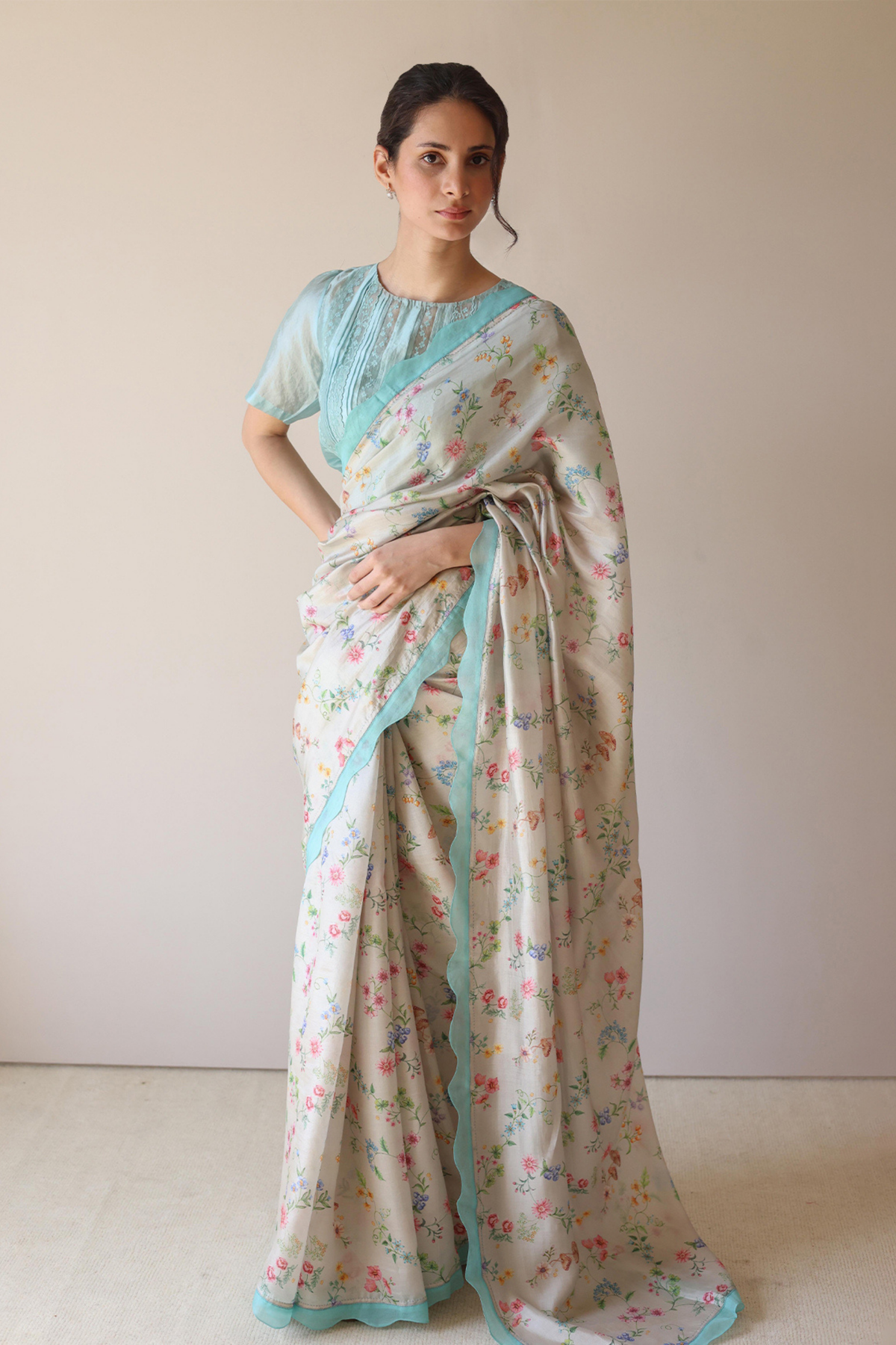 Forest Breeze Beige Scalloped Saree