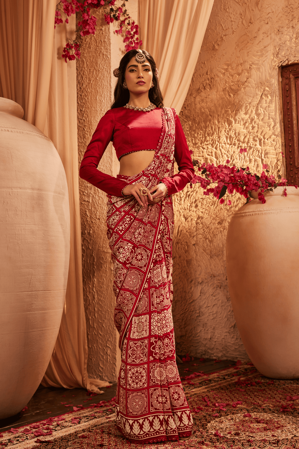Fio Embroidered Saree Set