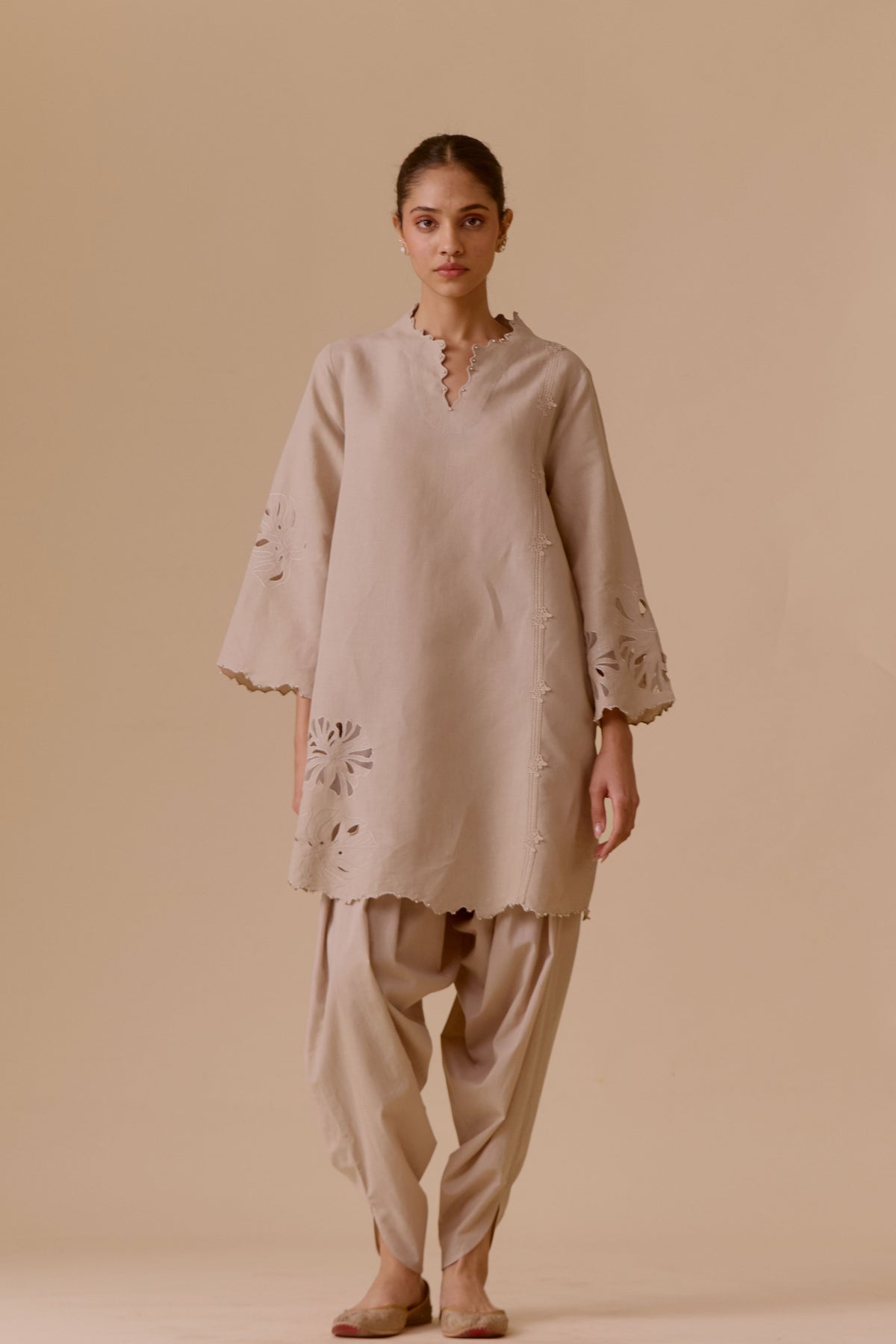 Sand Resham Kurta