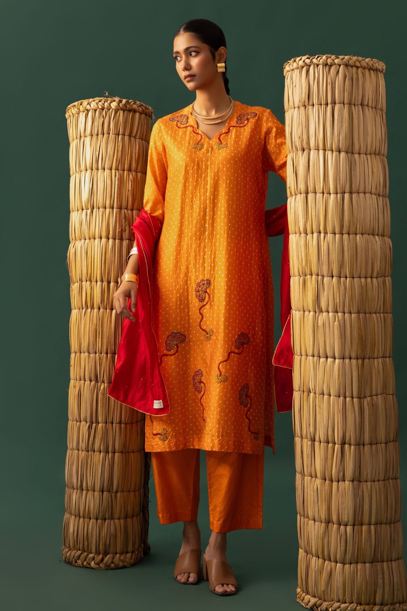 Orange Bandhani Aari Kurta Set - Naina Jain - Elahe