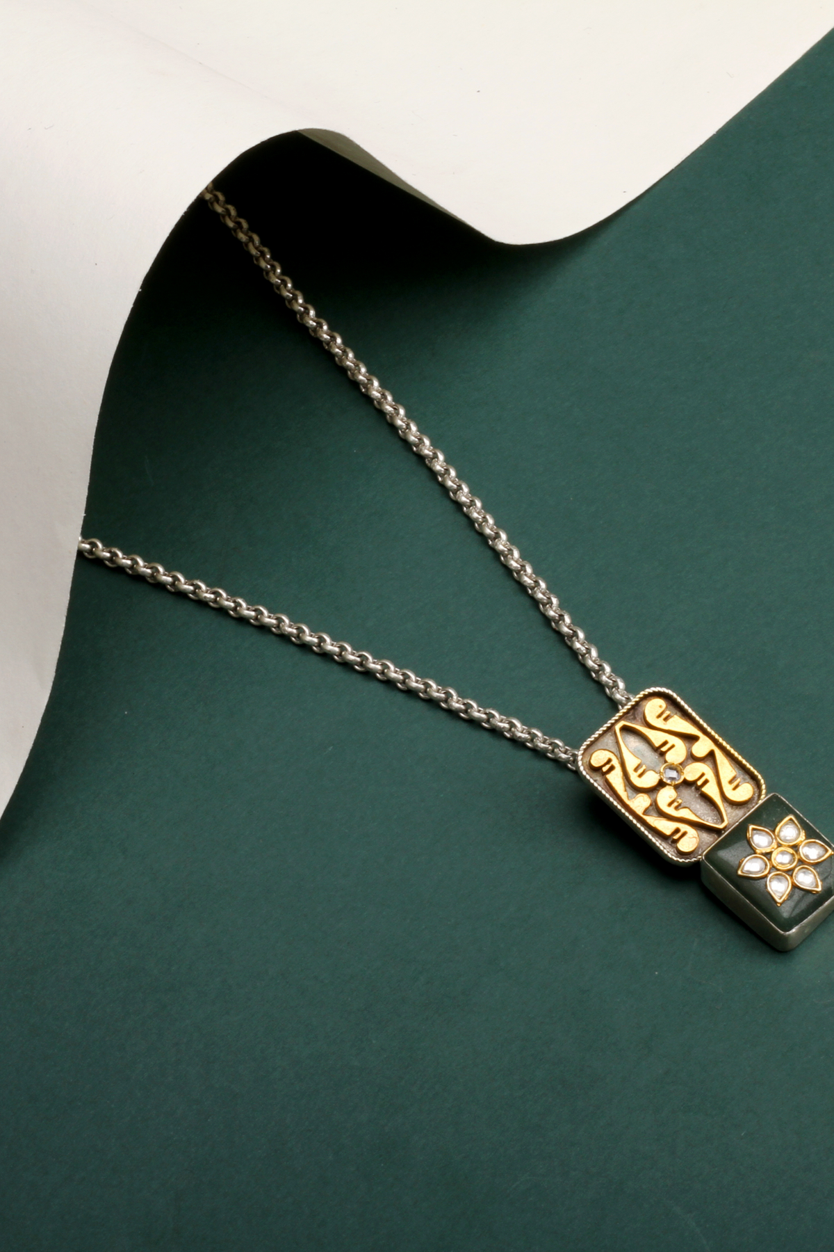 Silver Amira Pendant