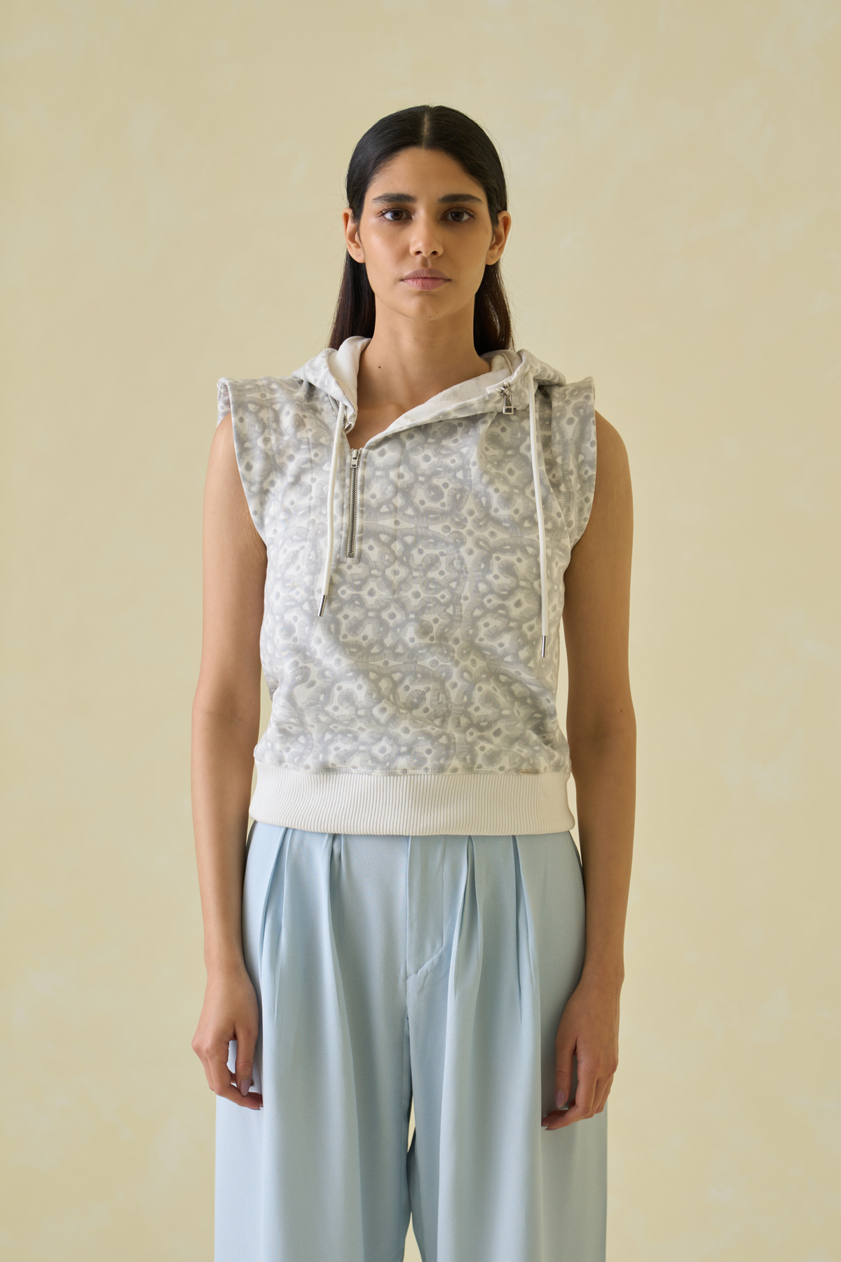 Kolam Sleeveless Cropped Hoodie