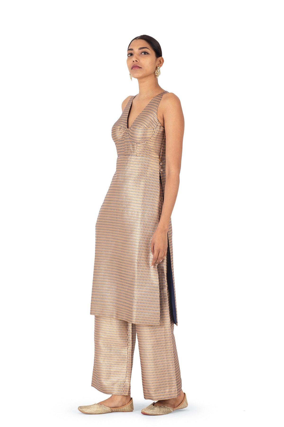 Baina Brocase Kurta and Pants