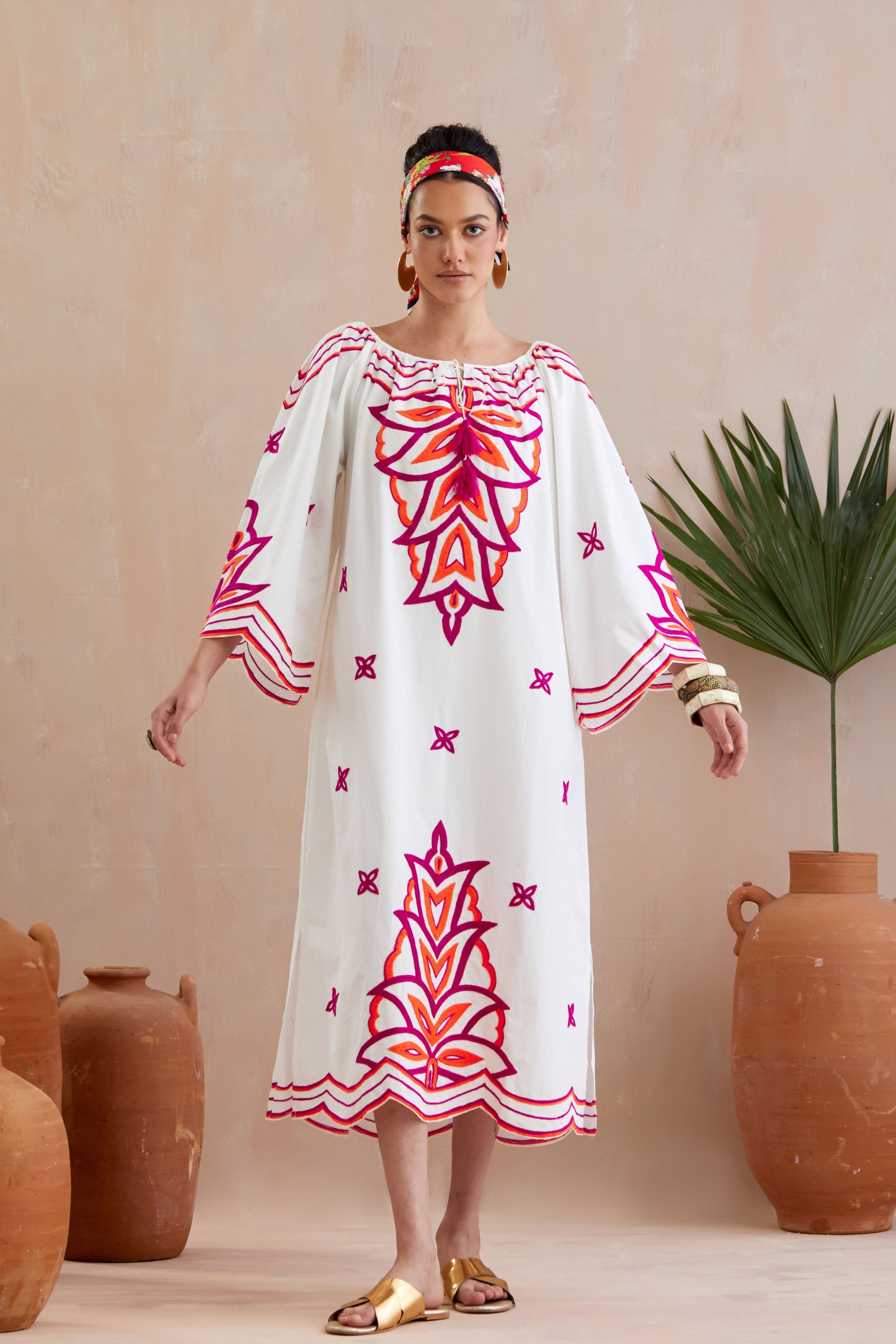 Ivory And Multi Color Fuschia Maxi Dress S Ivory And Multi Color Fuschia Maxi Dress S