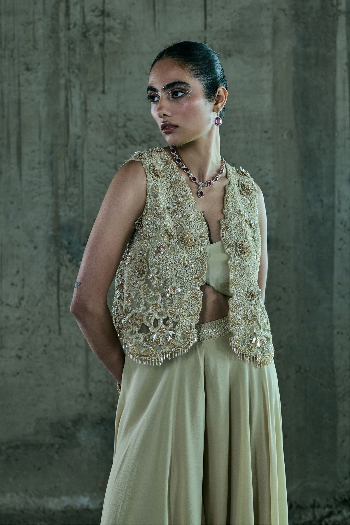 Beige Waistcoat Jacket With Pants