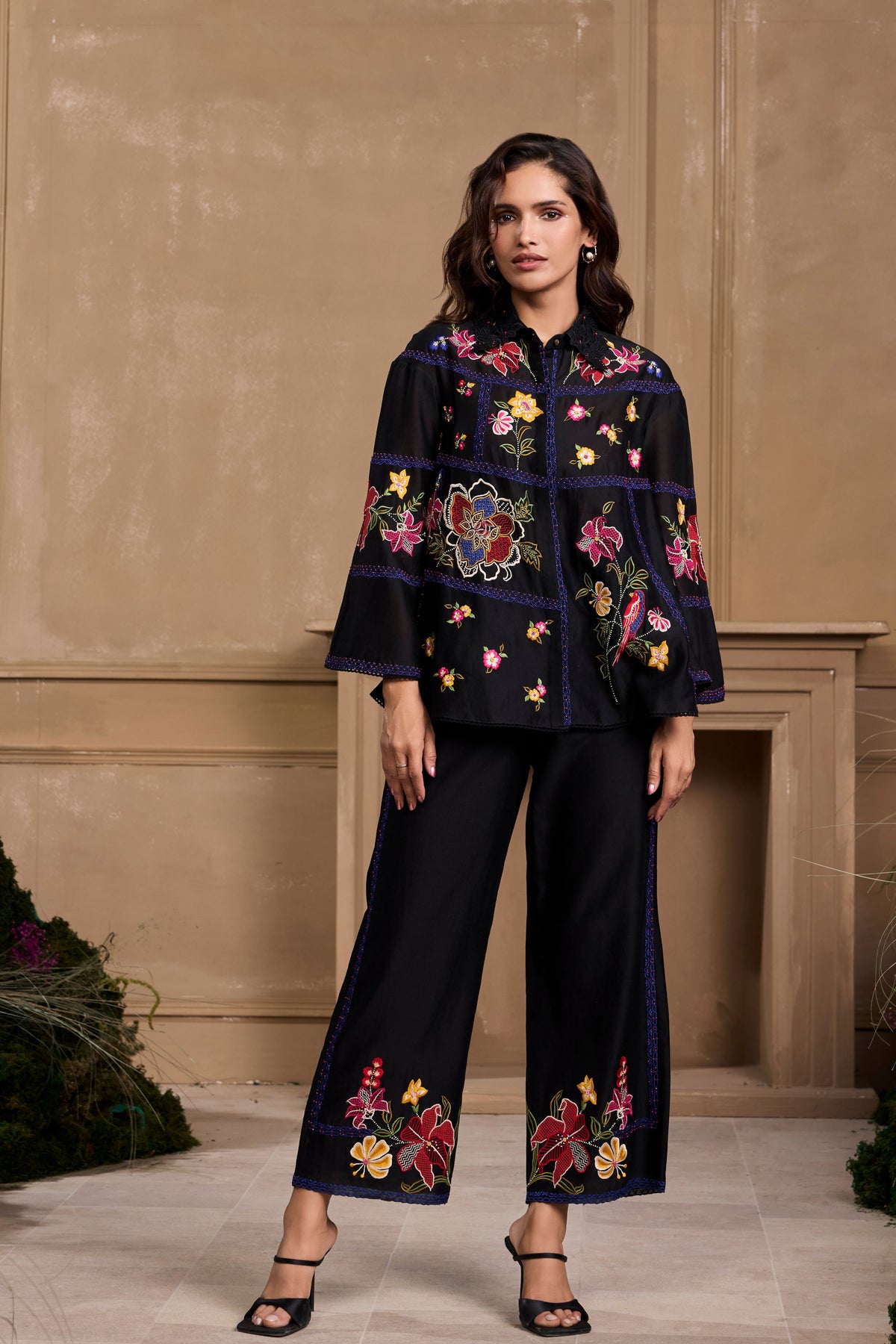 Black Floral Embroidered Pant
