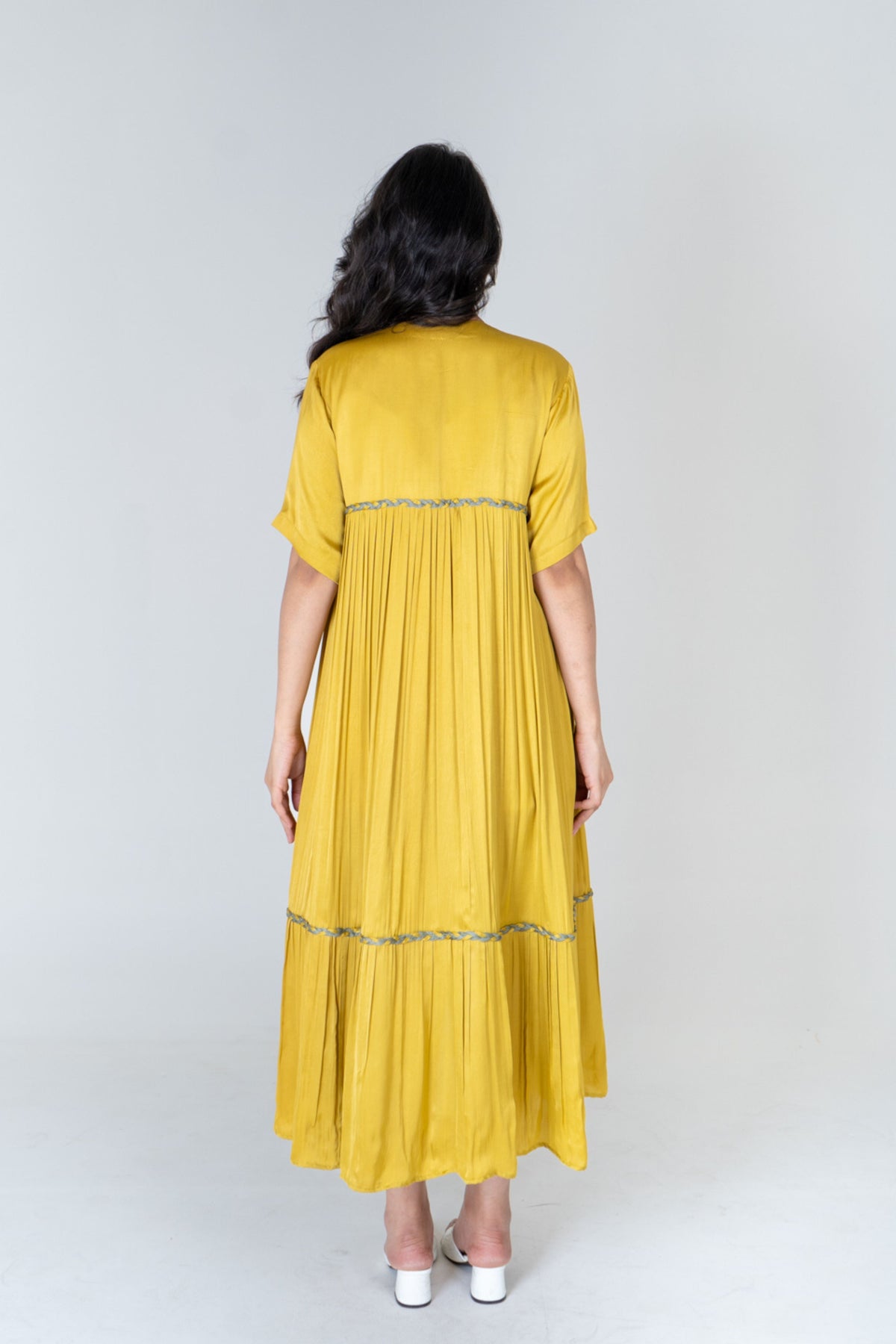 Yellow-green Long Cape
