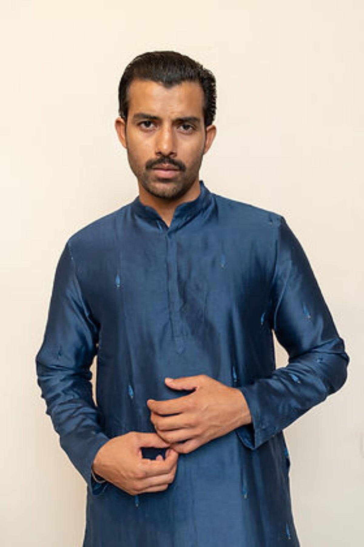 Sarv Kurta