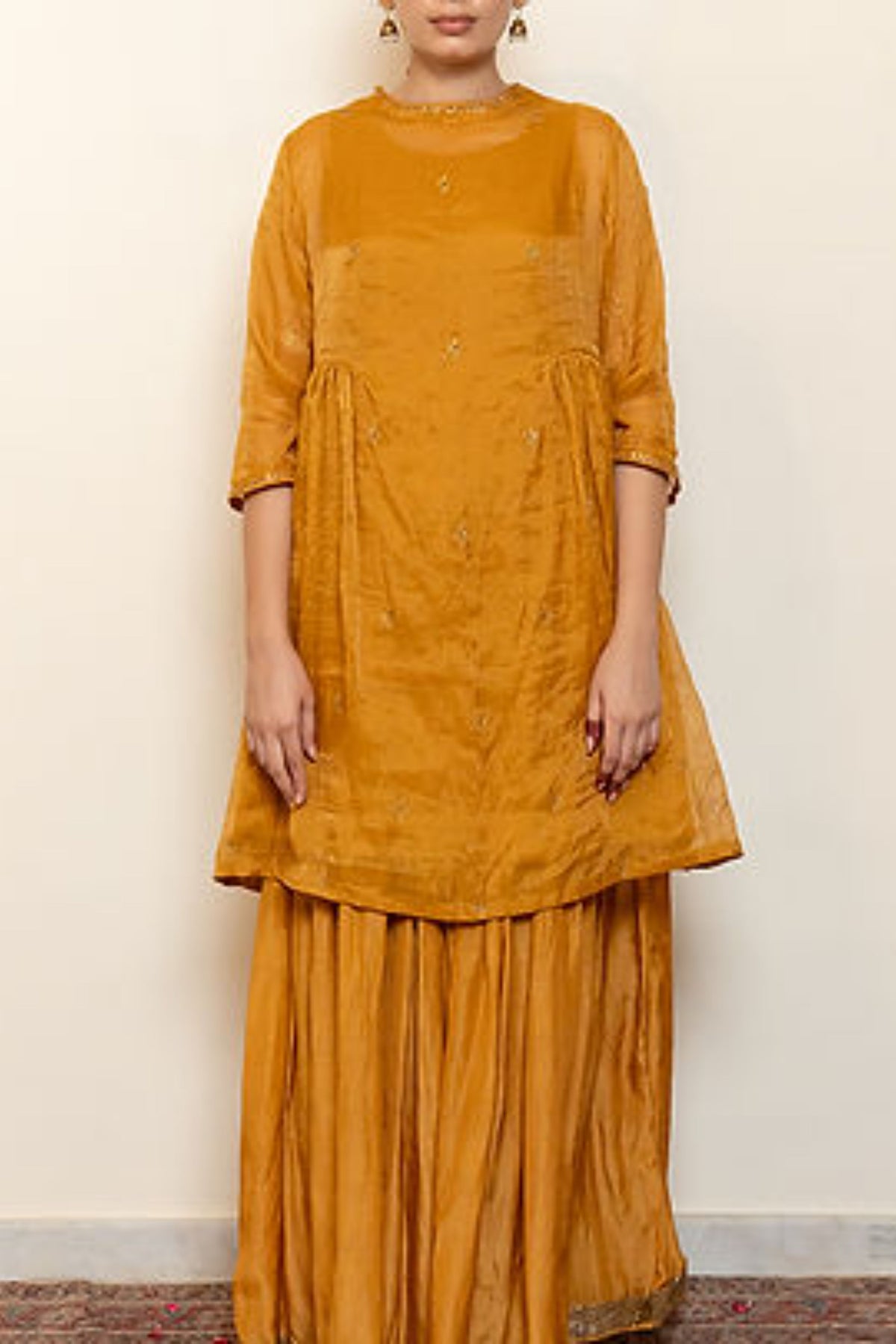 Roohi Kalidaar Kurta