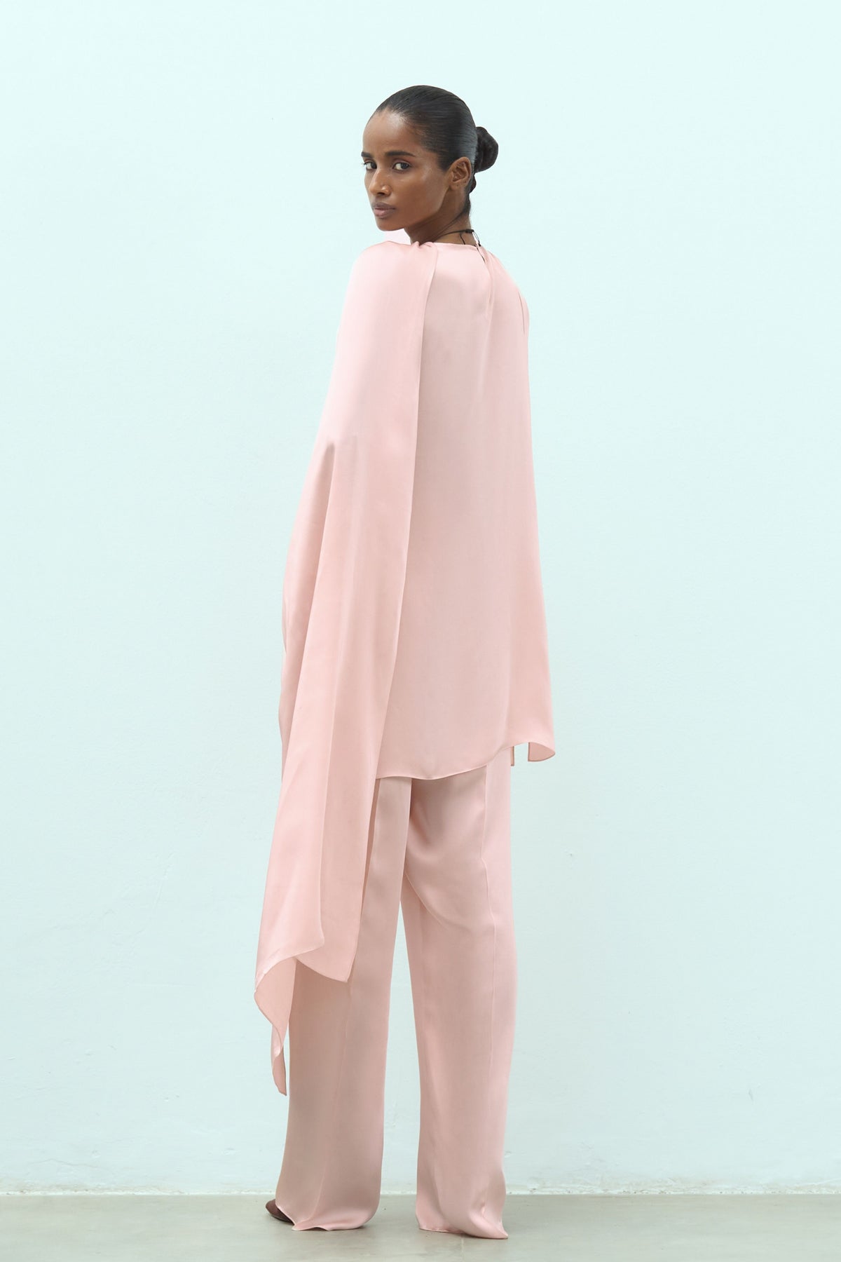 Blush Taupe Lilia Set
