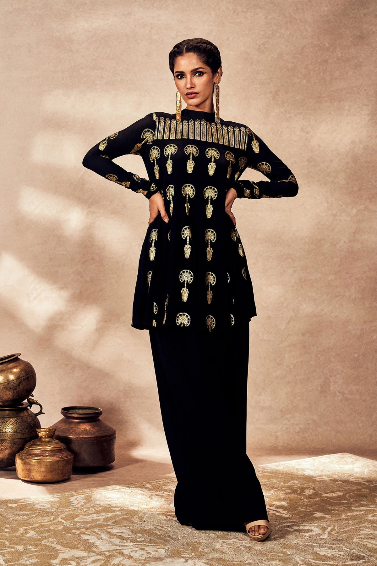 Black Traveler&#39;s Palm Tunic Set