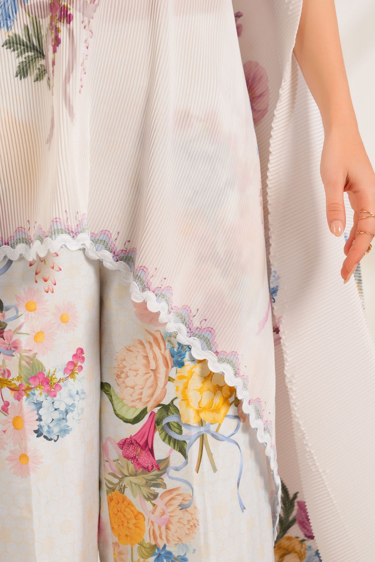 Ivory Cape Set