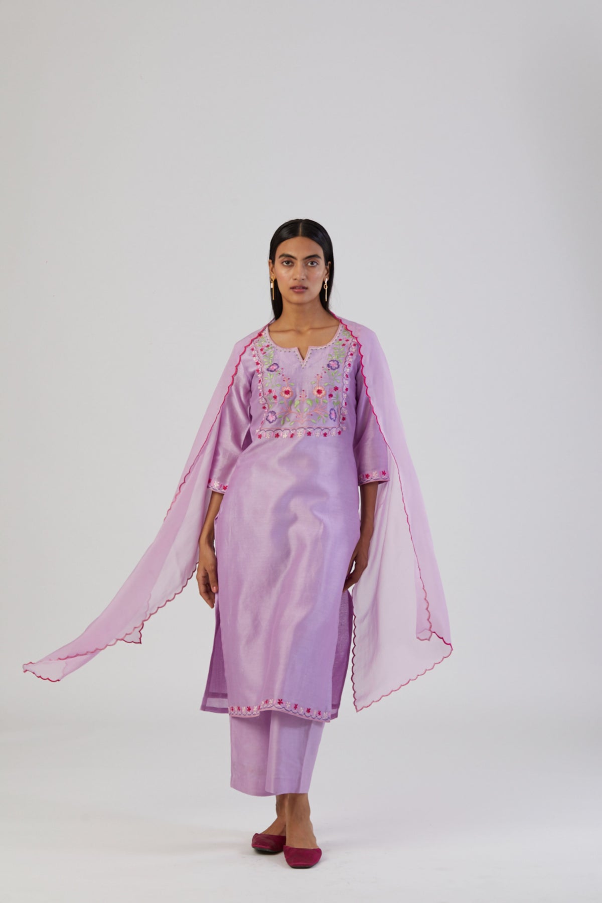 Lilac embroidery kurta set
