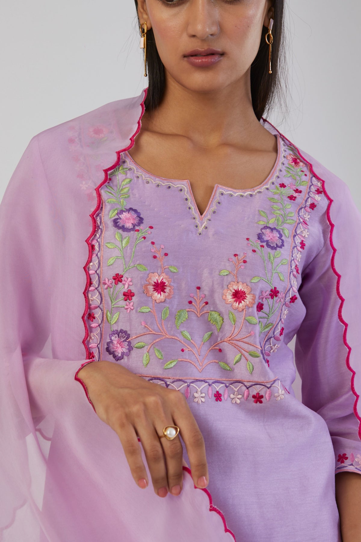 Lilac embroidery kurta set
