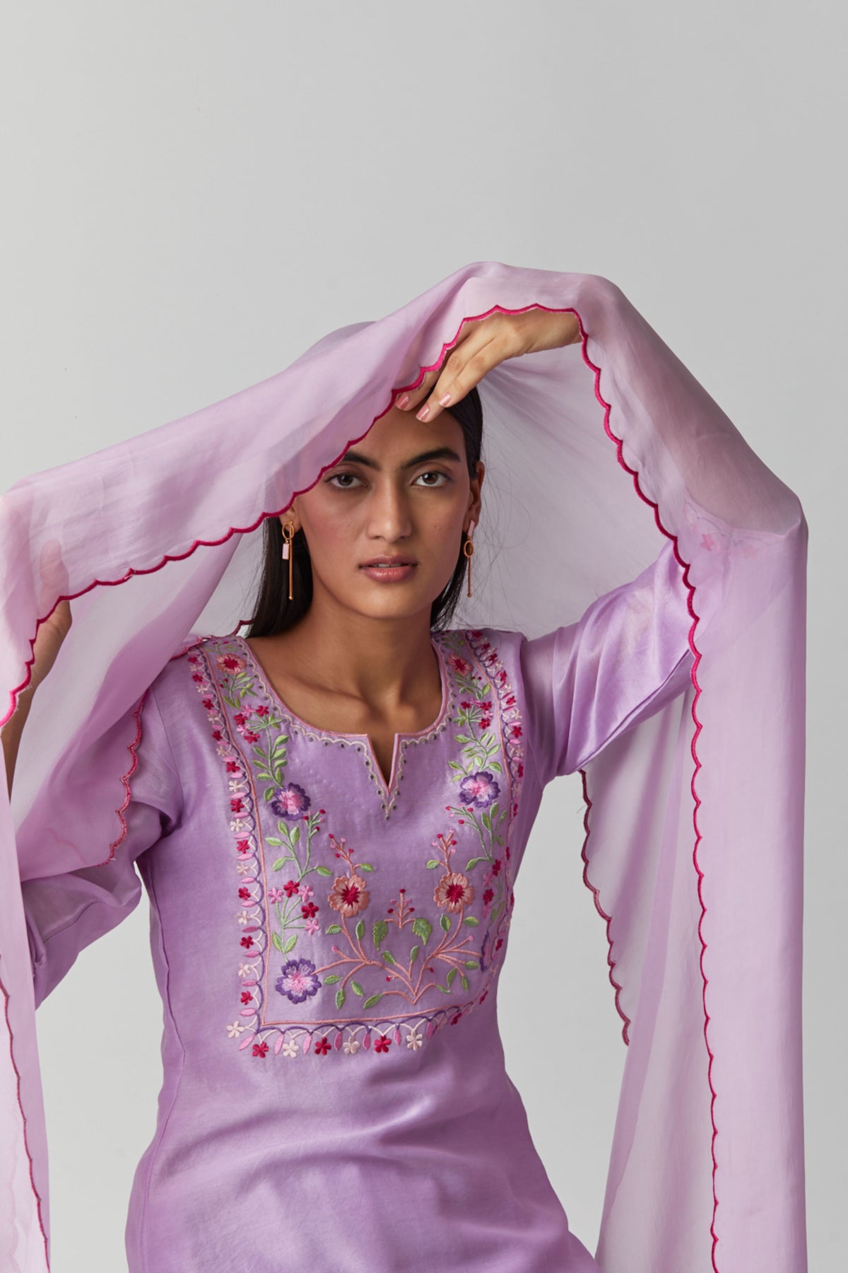 Lilac embroidery kurta set