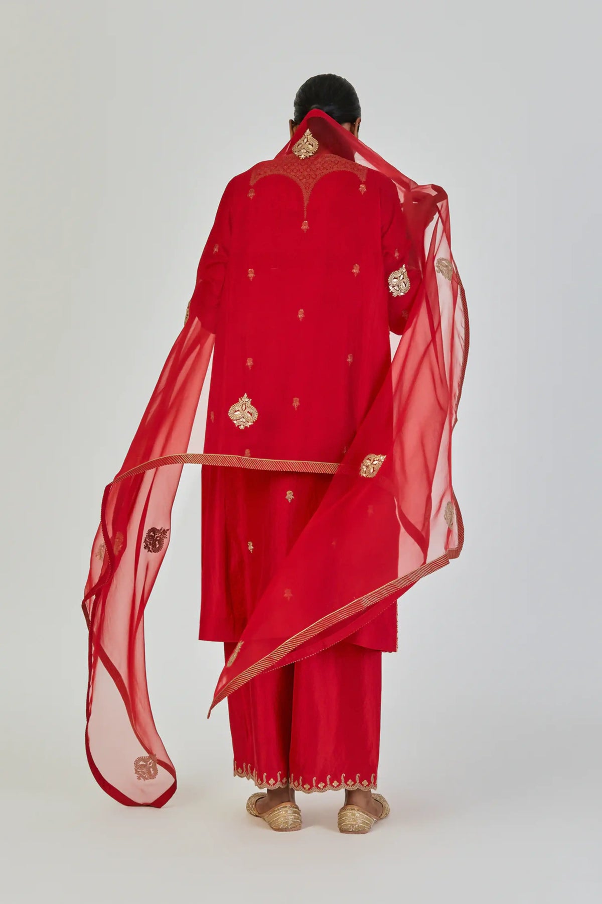 Shivani Dupatta
