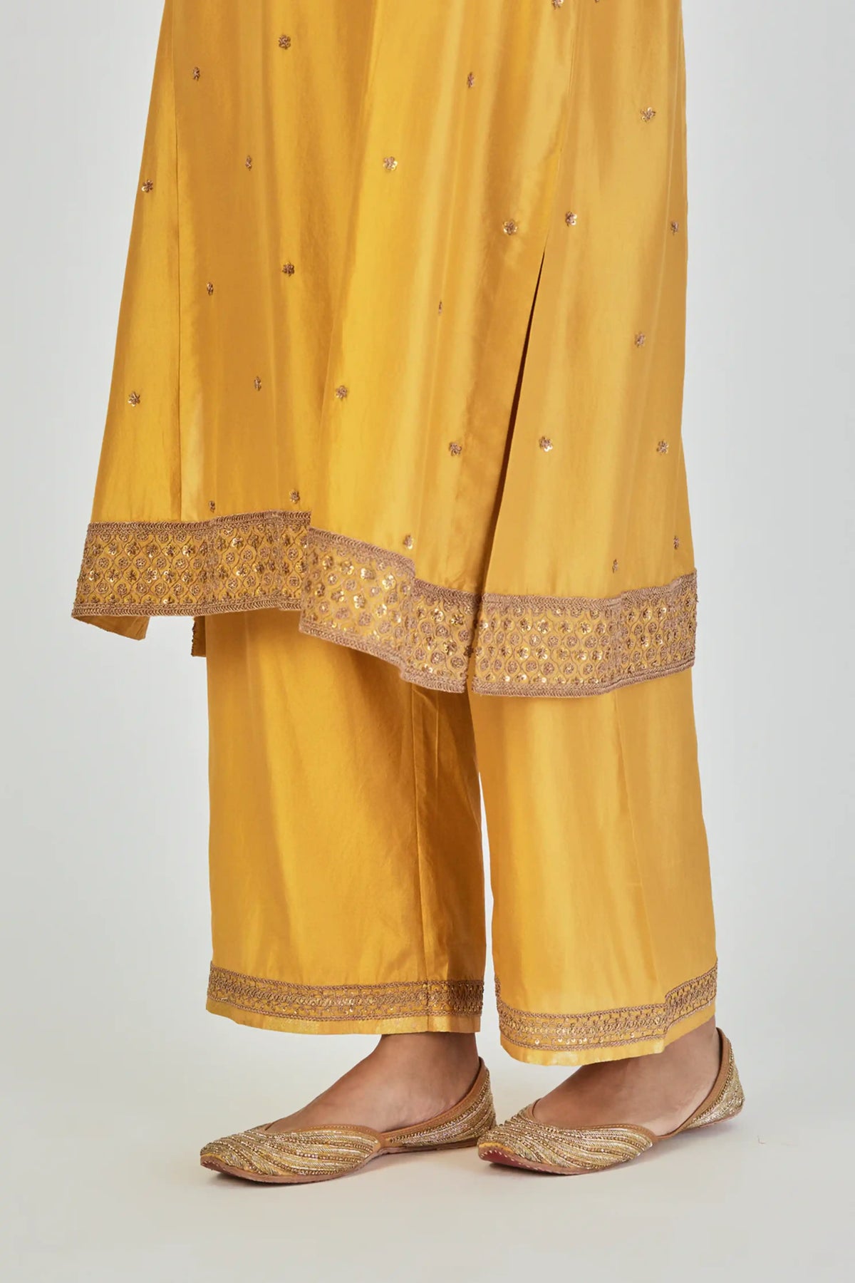 Barkha Kurta And Pant