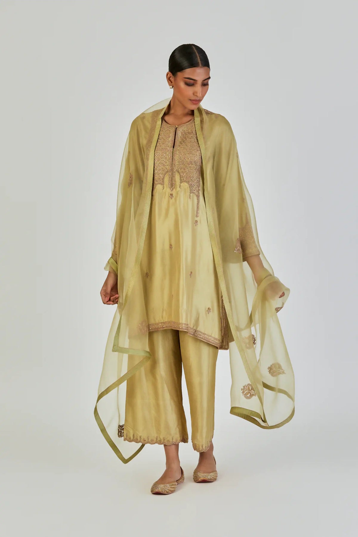 Shivani Dupatta