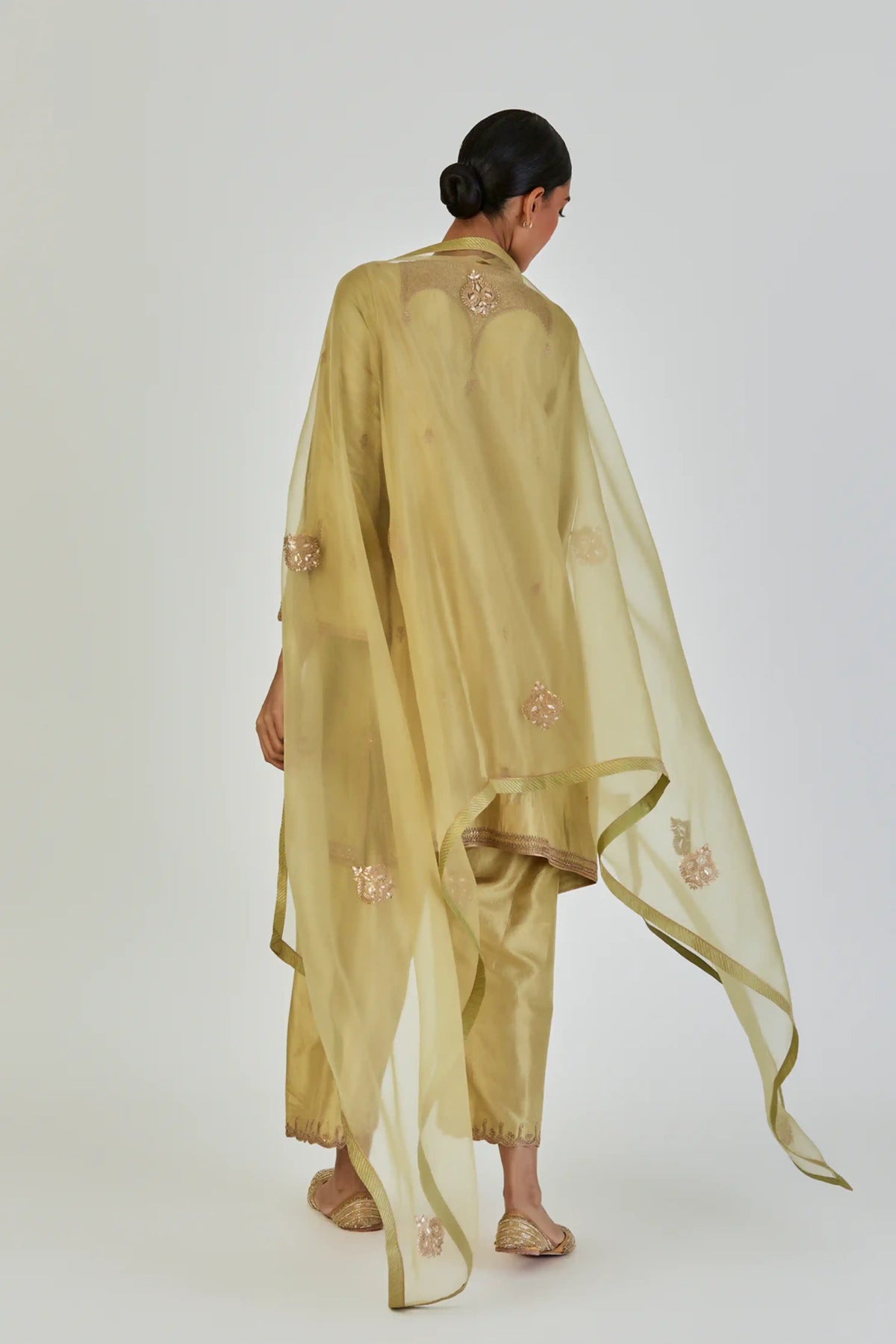 Shivani Dupatta