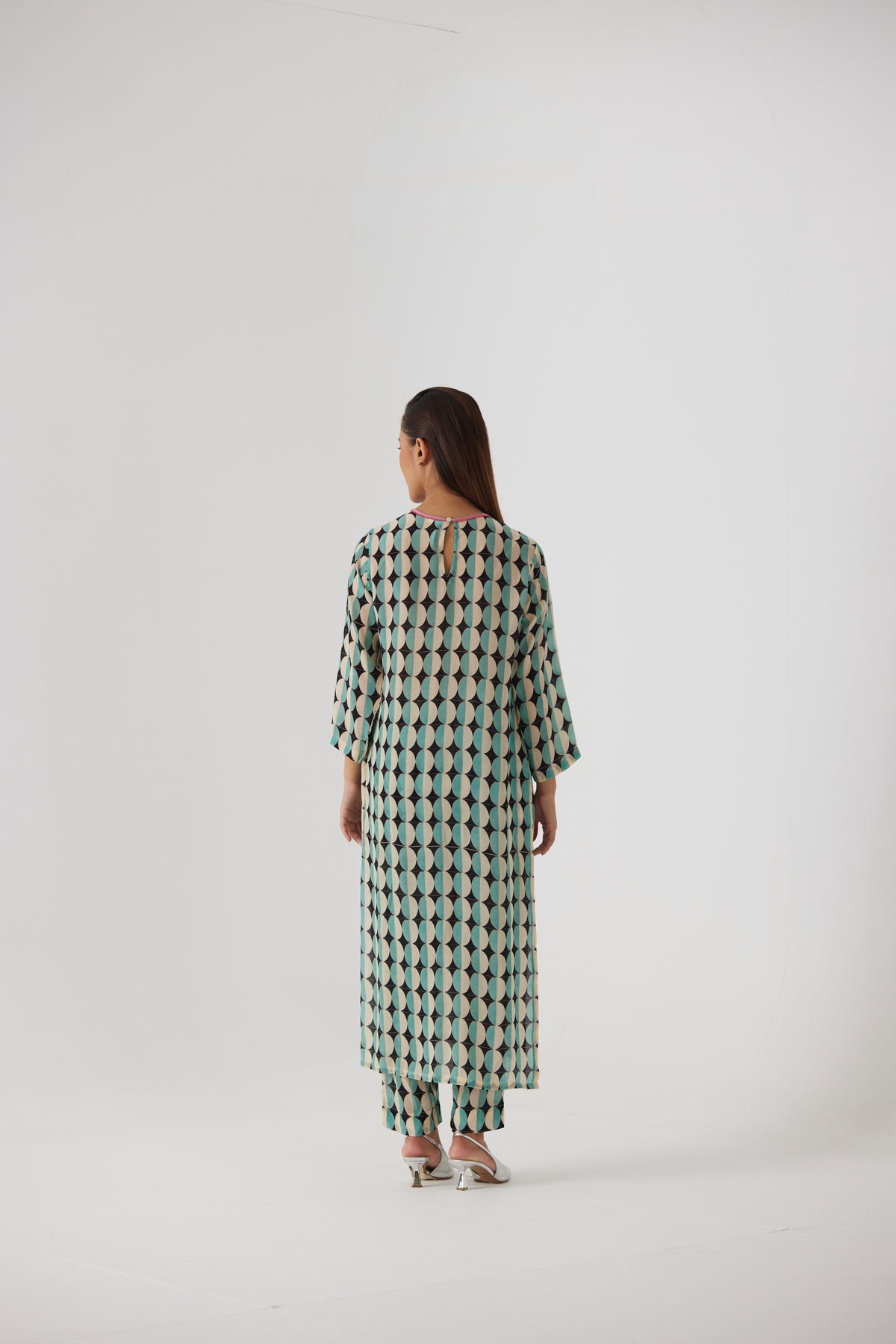 Gifu Long Kurta Set