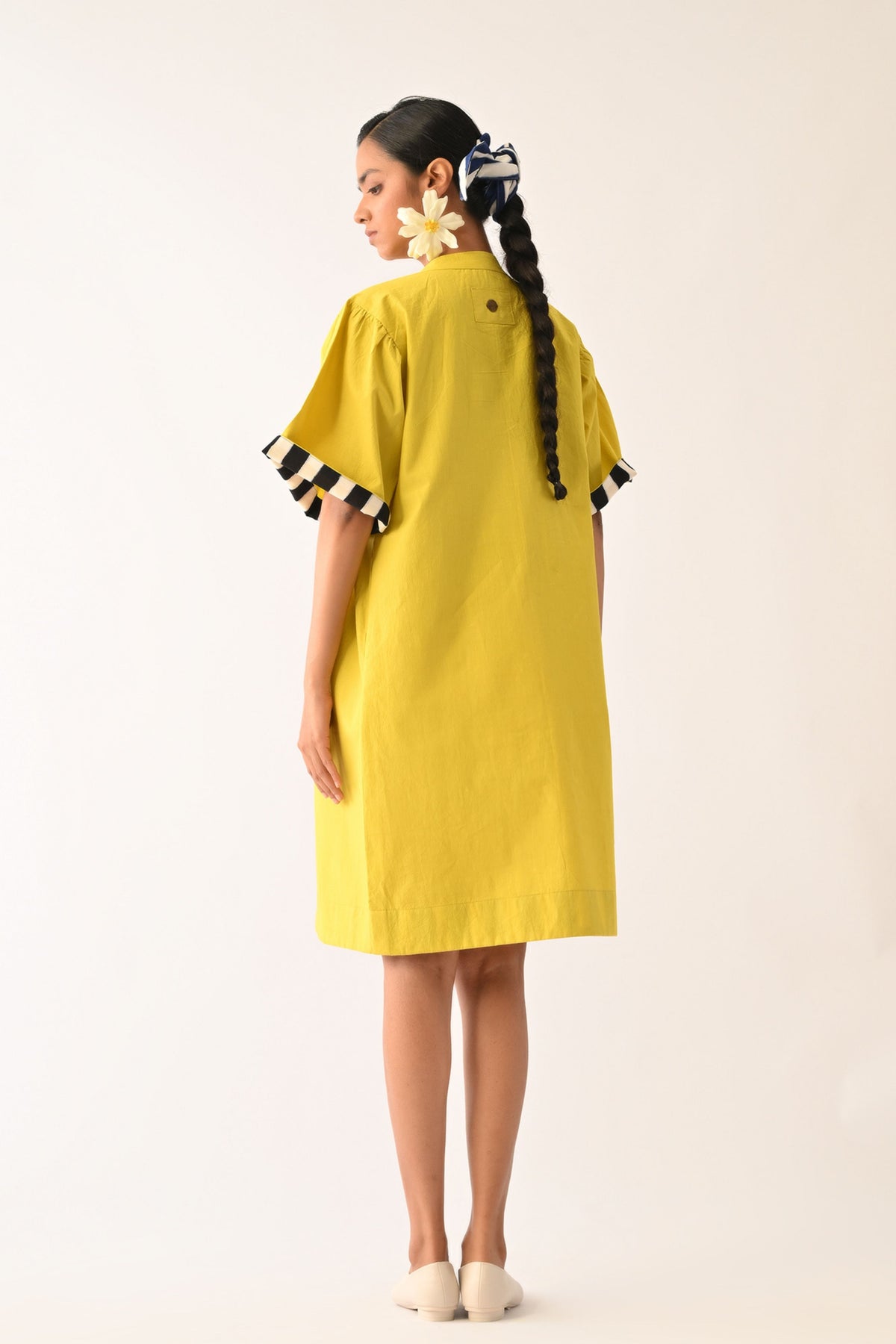 Mono Citrus Beach Applique Dress