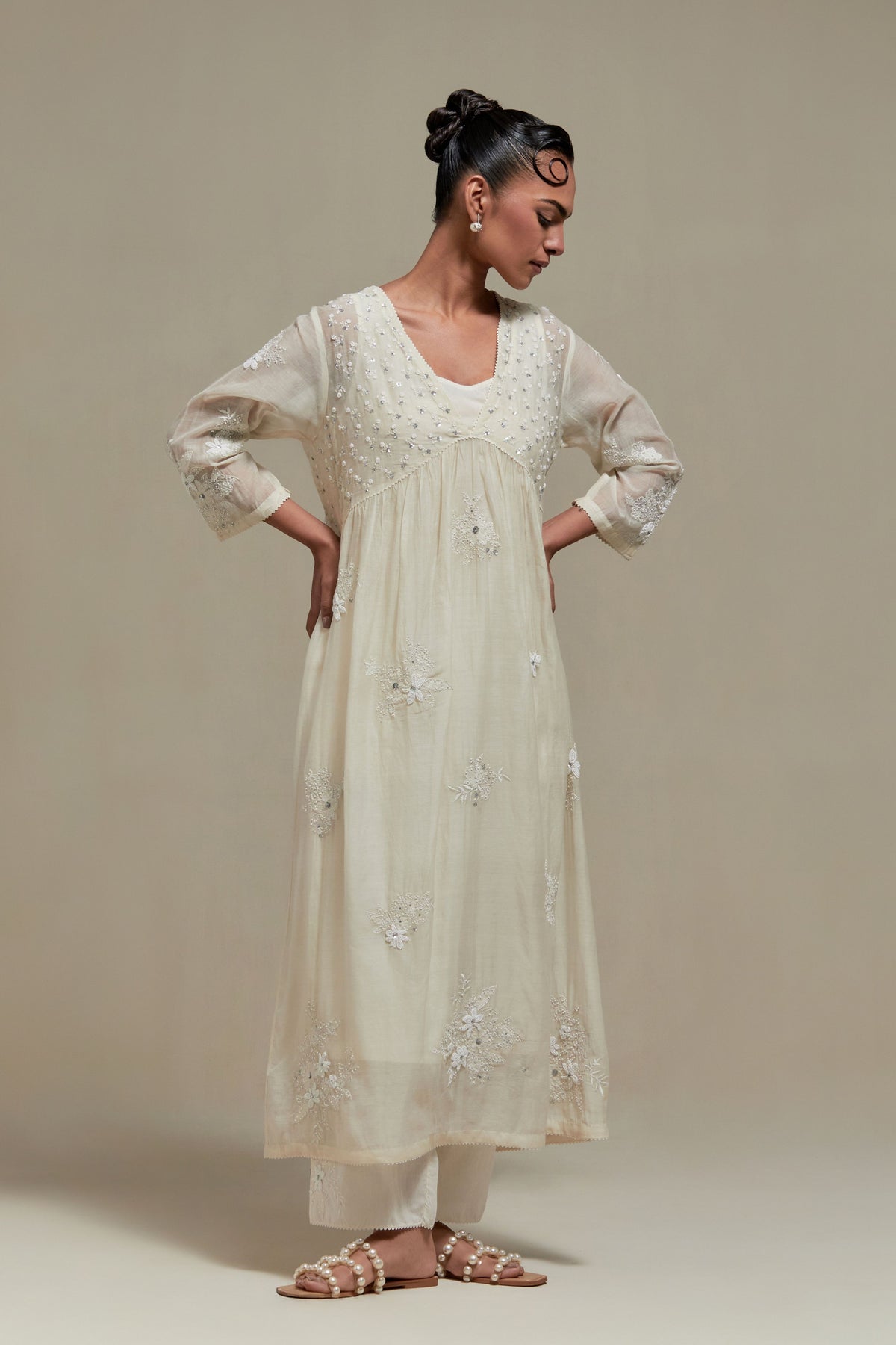 Off White V-Neck Kurta Set