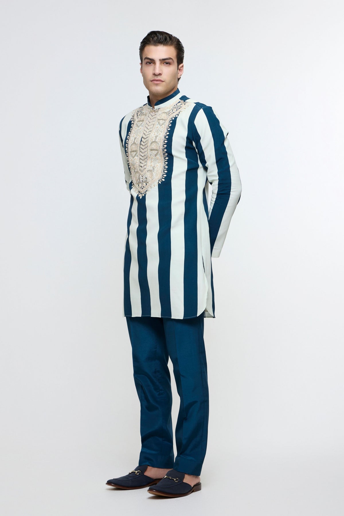 Nayab Stripe Kurta Set