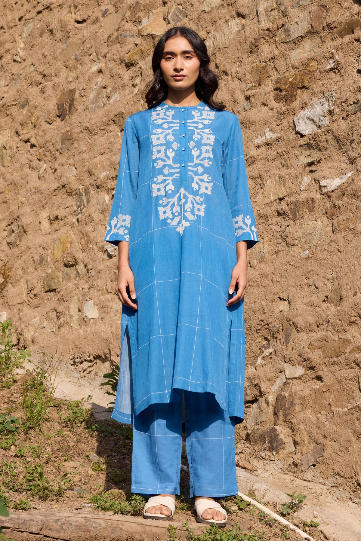 Blue Embroidered Straight Kurta