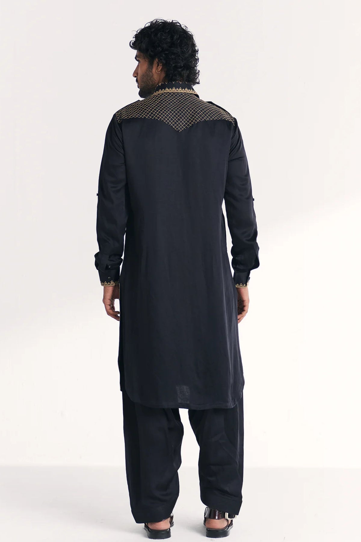 Wajad Black Pathani Kurta Set