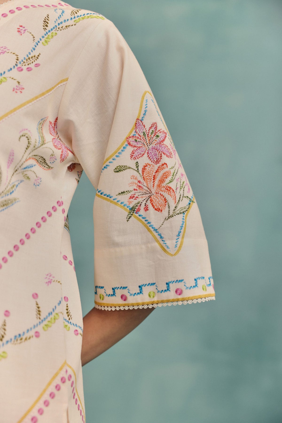 Ecru Hibiscus Kurta Set